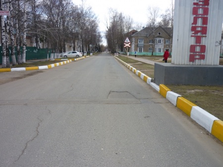 Покраска бордюров