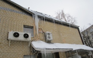 Госадмтехнадзор заставил обезопасить крыши Дмитрова
